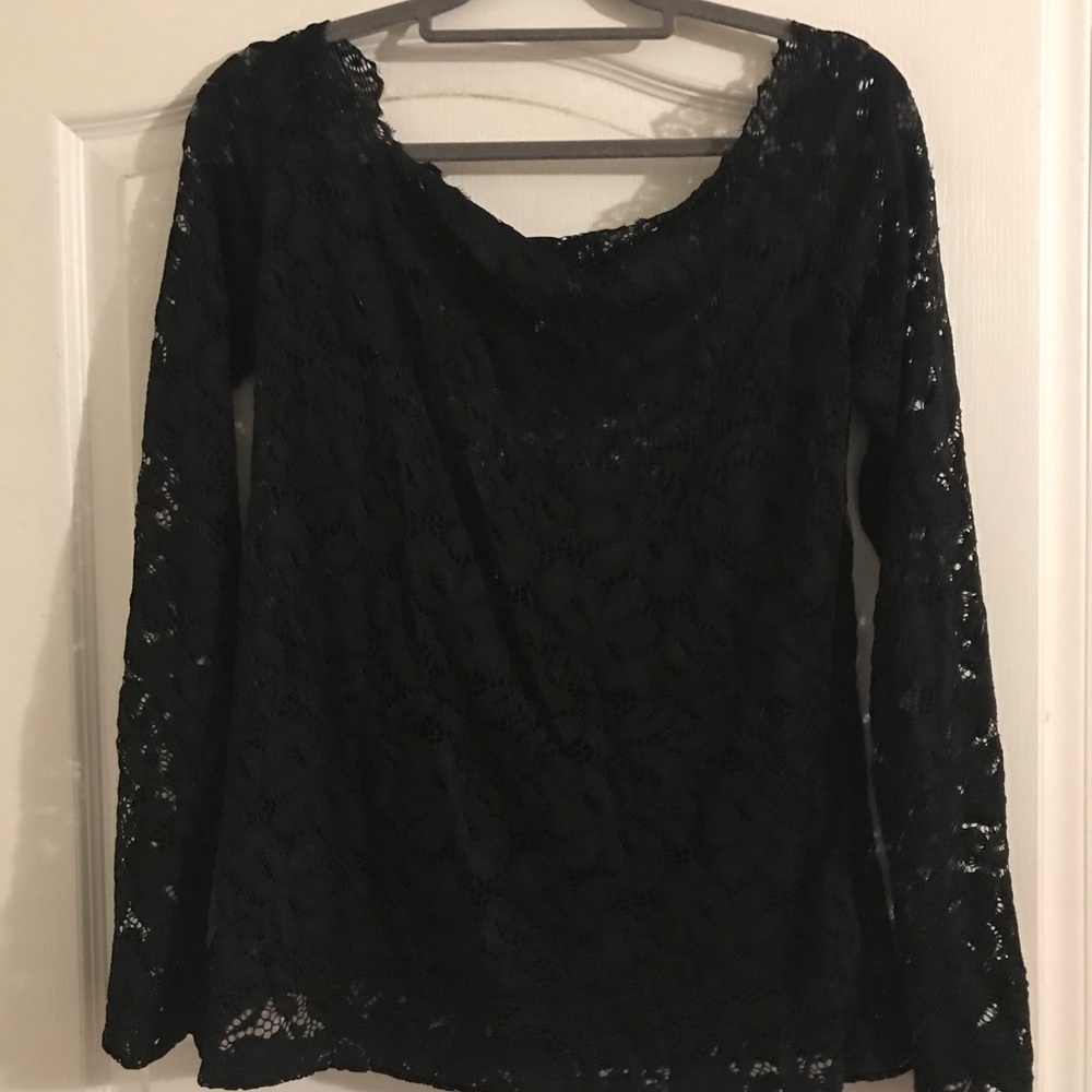 Black lace long sleeved top